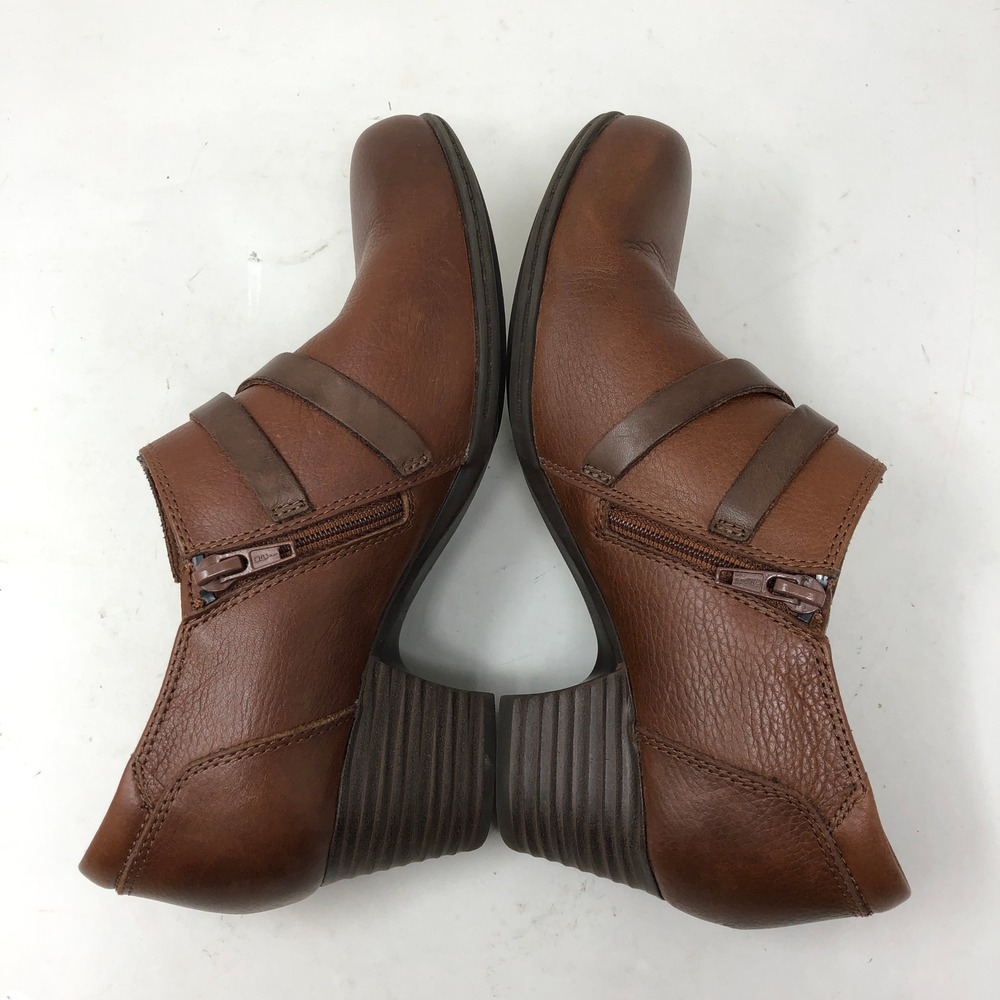 Clarks Womens 7 Valerie May Ankle Booties Brown Leather Strap Comfort Heel - Picture 6 of 9